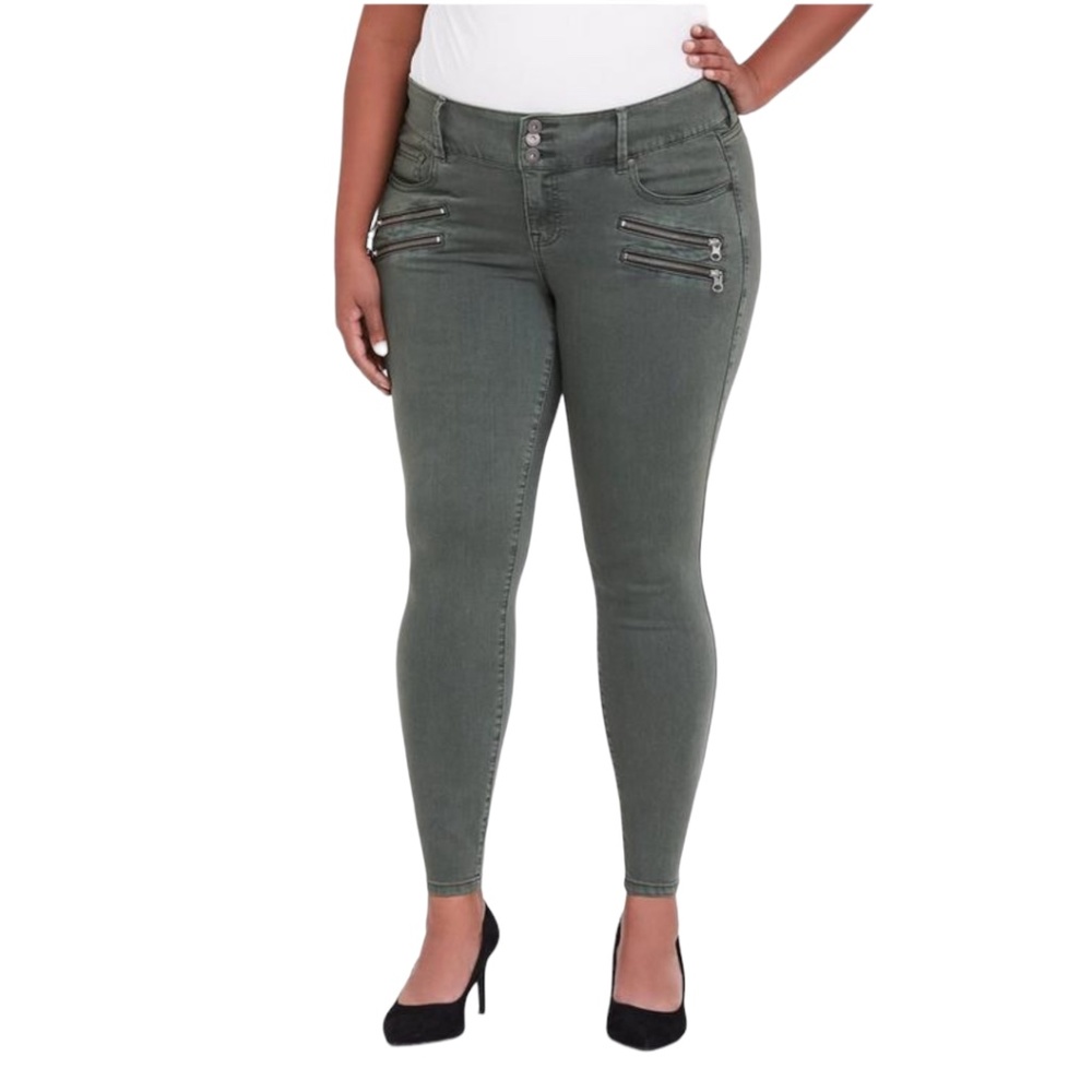 Torrid Plus Zipper Detail Jegging - Super Stretch Olive Green Size 14R in Thyme
